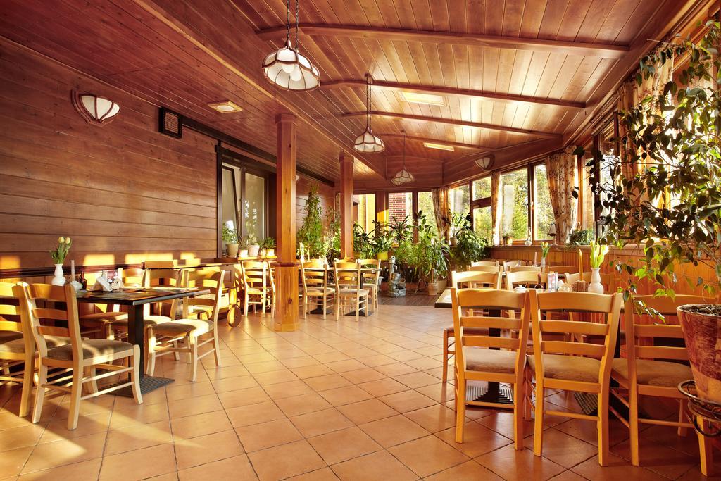 Abro Hotel Augustow Bagian luar foto